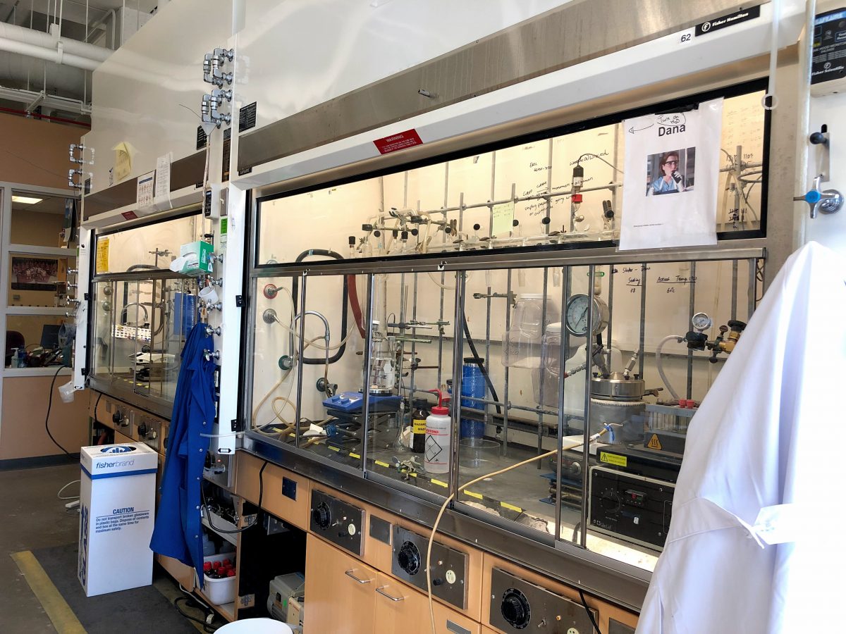 Lab Tour – Stahl Research Group – UW–Madison